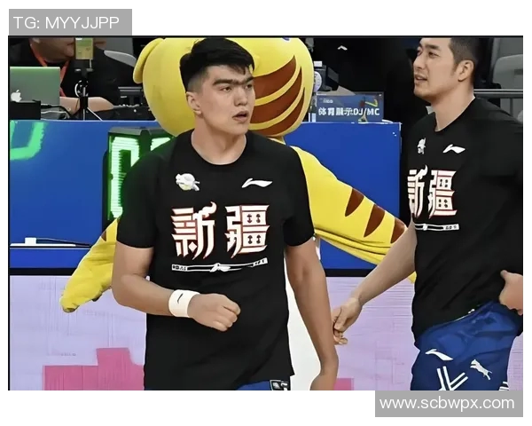 新疆队鲁吐布拉受伤下场，球迷齐声呼唤他的回归